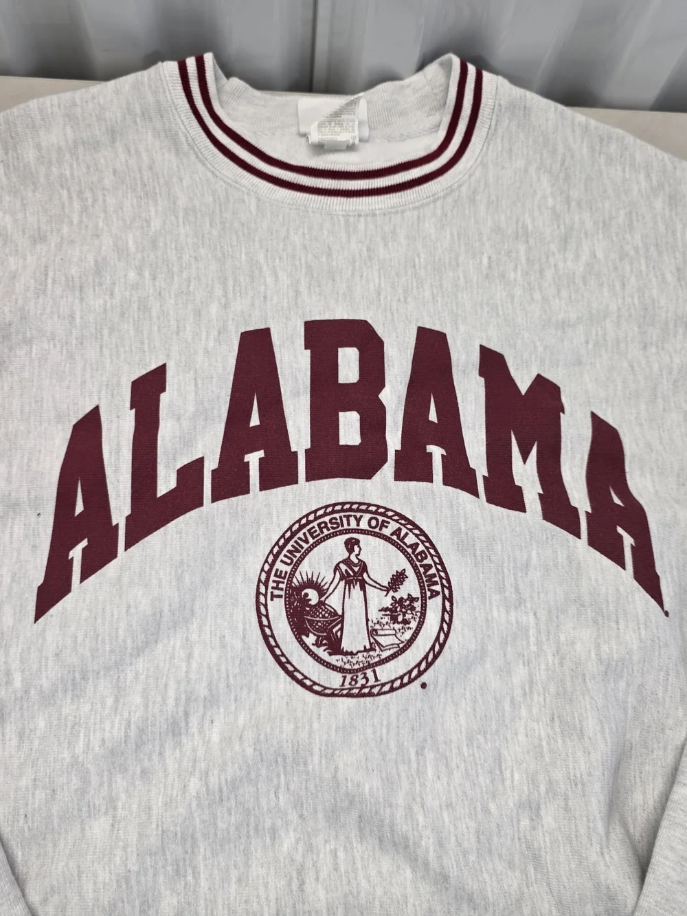 Champion Men’s Gray Crewneck Sweatshirt with Crimson Stripe and Alabama Print